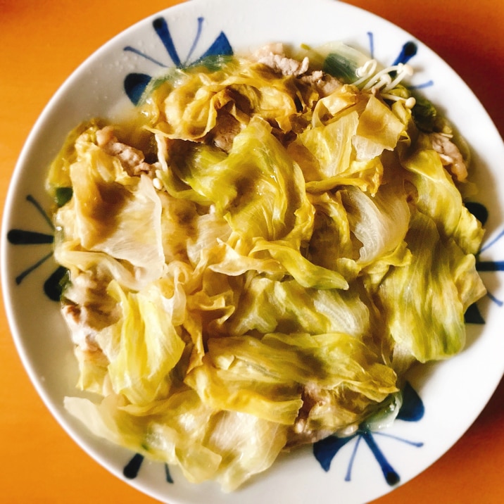 フライパンで簡単!レタスとえのきと豚肉の蒸し焼き